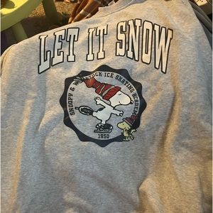 Peanuts sweatshirt